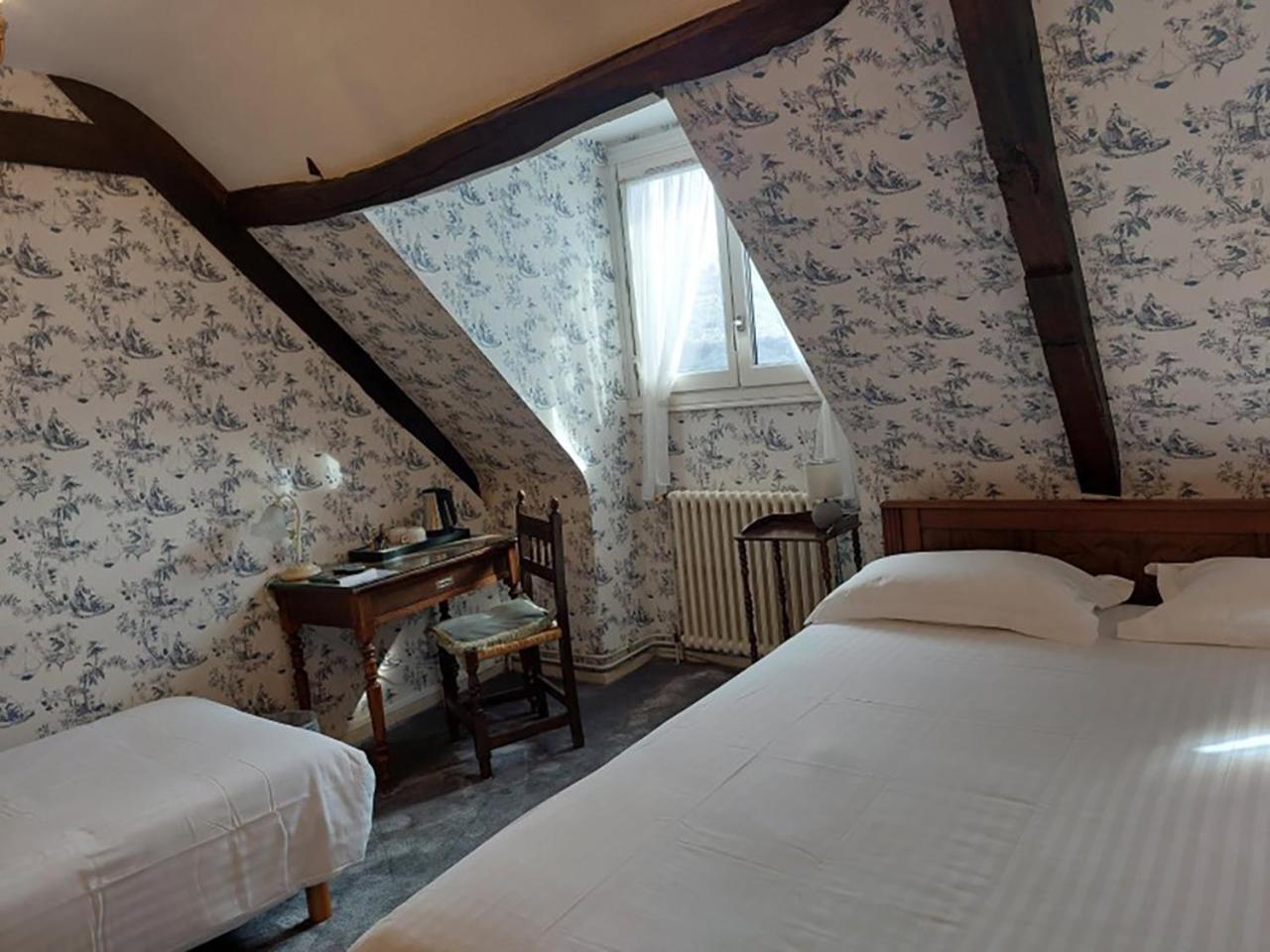 Logis Hotel Beau Site 아르젤레가조스트 외부 사진