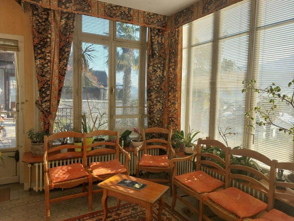 Logis Hotel Beau Site 아르젤레가조스트 외부 사진