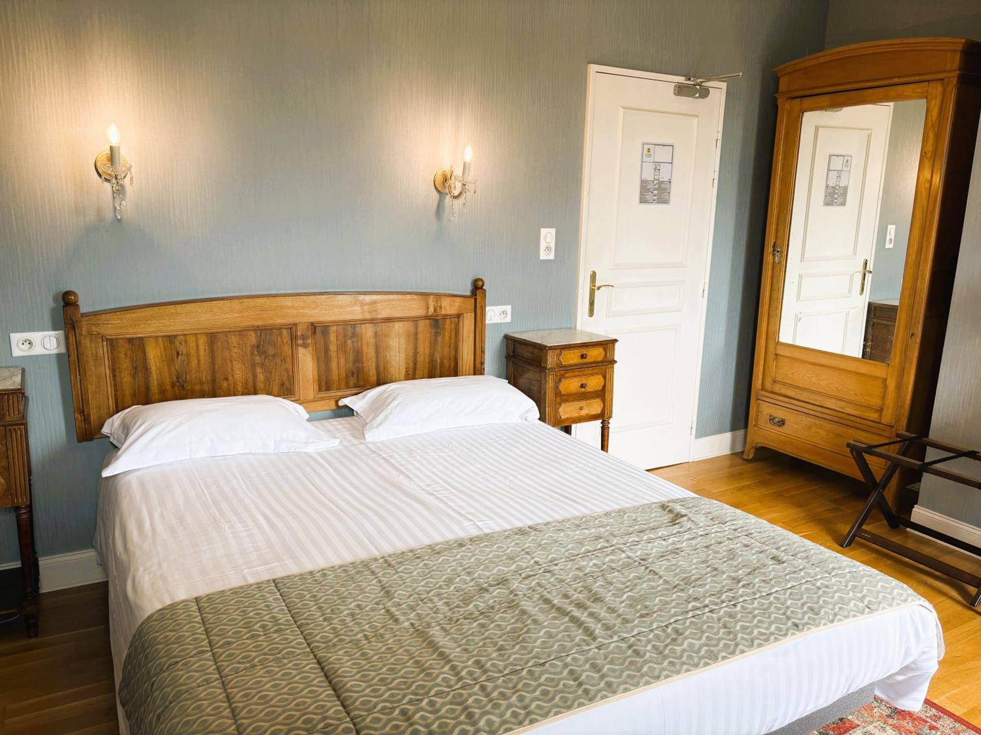 Logis Hotel Beau Site 아르젤레가조스트 외부 사진