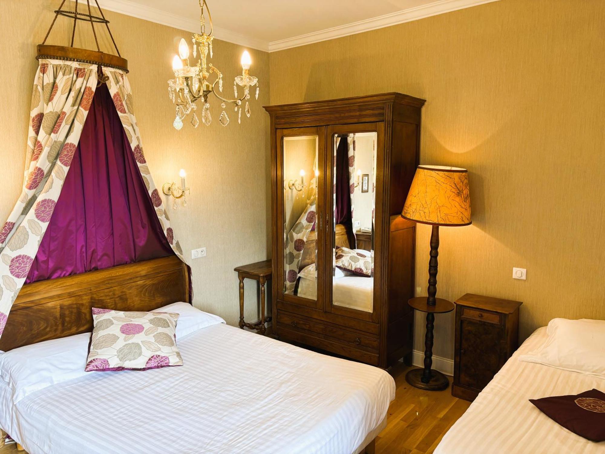Logis Hotel Beau Site 아르젤레가조스트 외부 사진