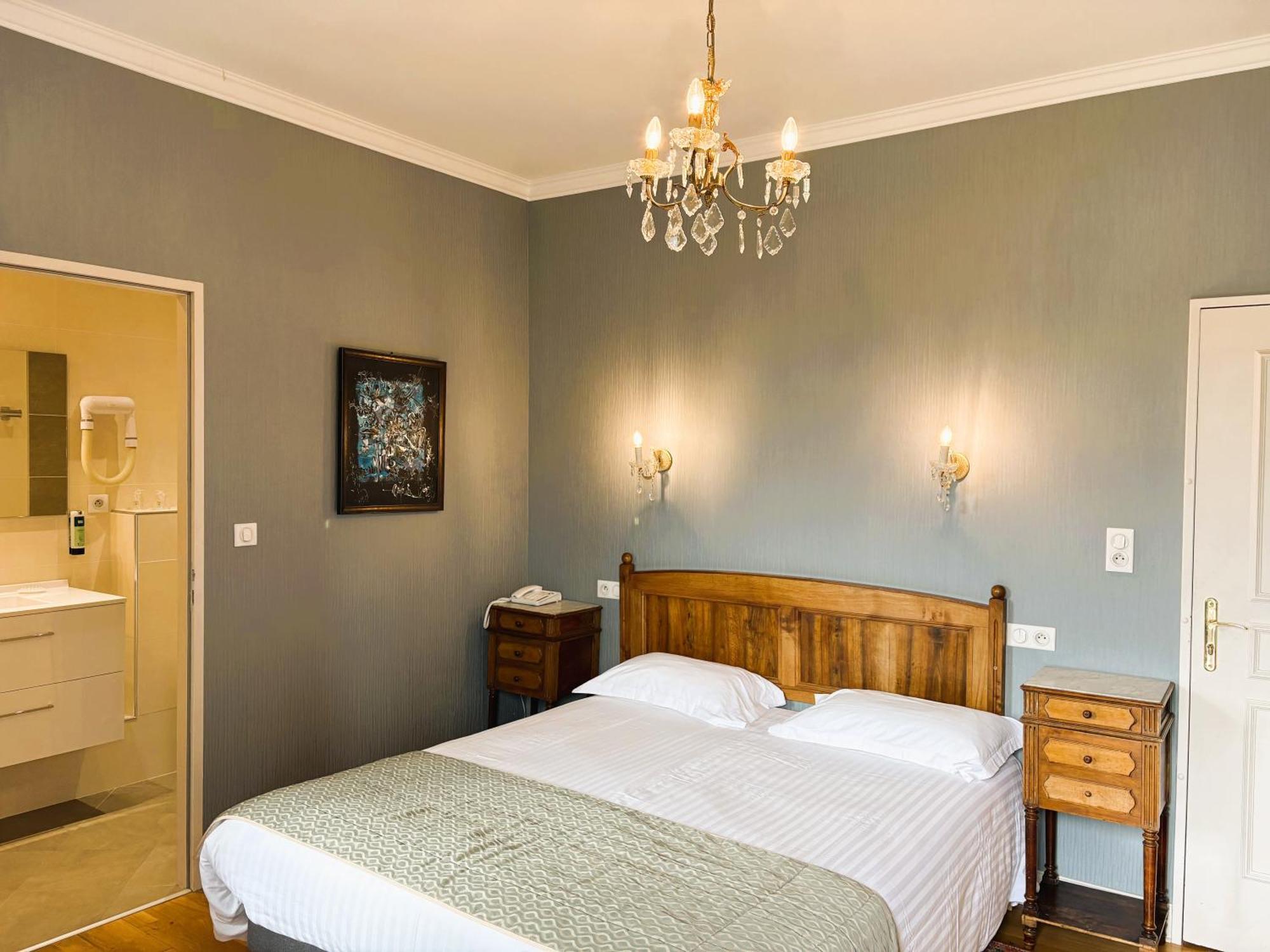 Logis Hotel Beau Site 아르젤레가조스트 외부 사진
