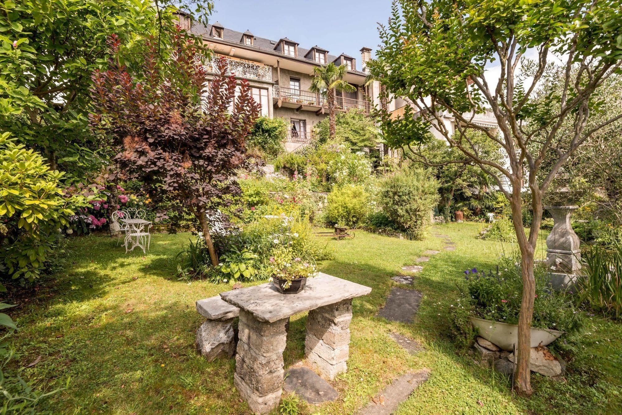 Logis Hotel Beau Site 아르젤레가조스트 외부 사진